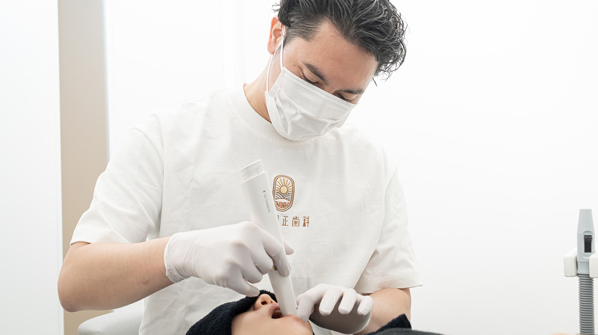 過蓋咬合についての相談風景