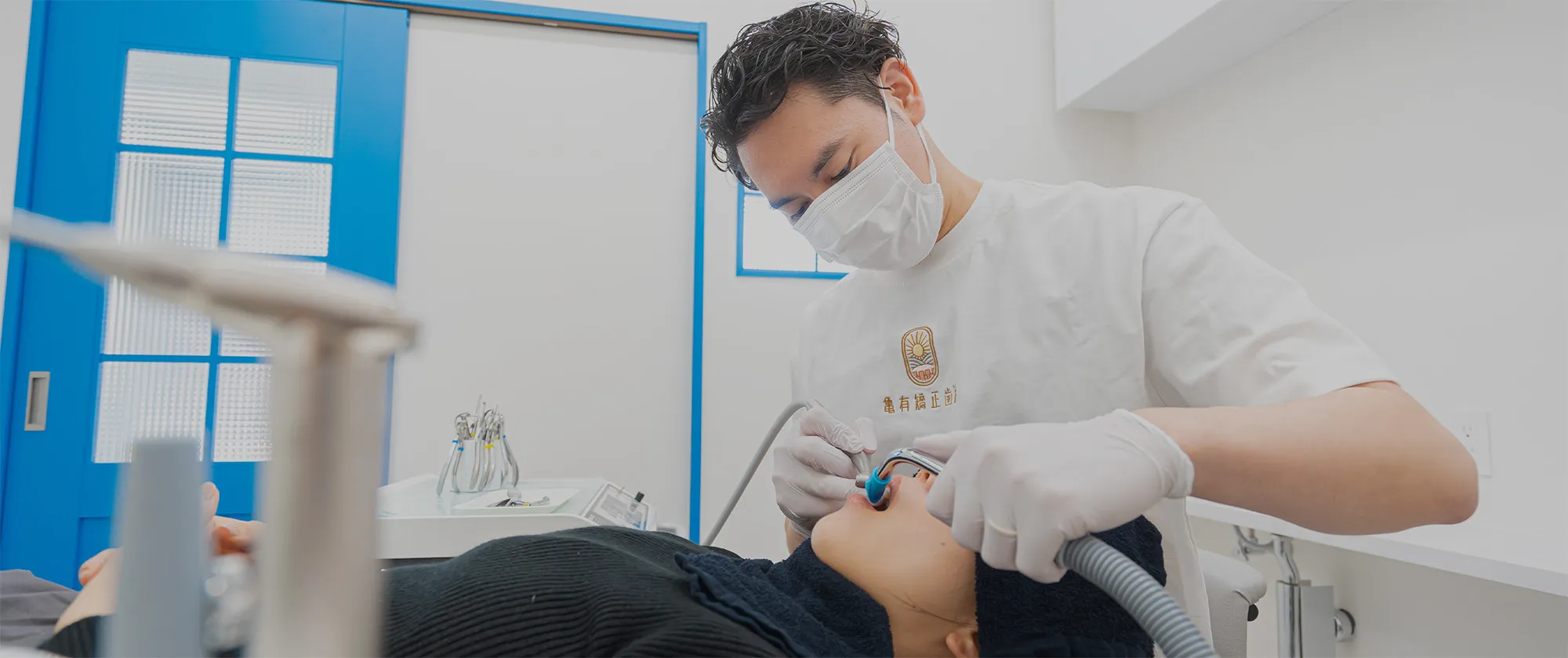 亀有矯正歯科メインビジュアル2